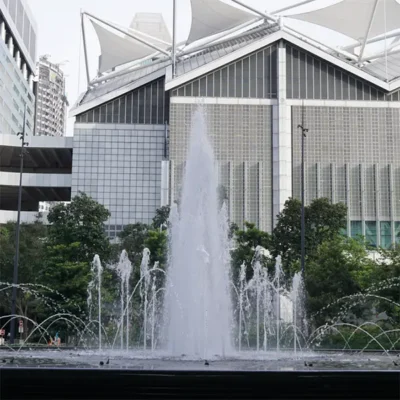 ung-dung-voi-phun-cay-thong-Cascade-OASE